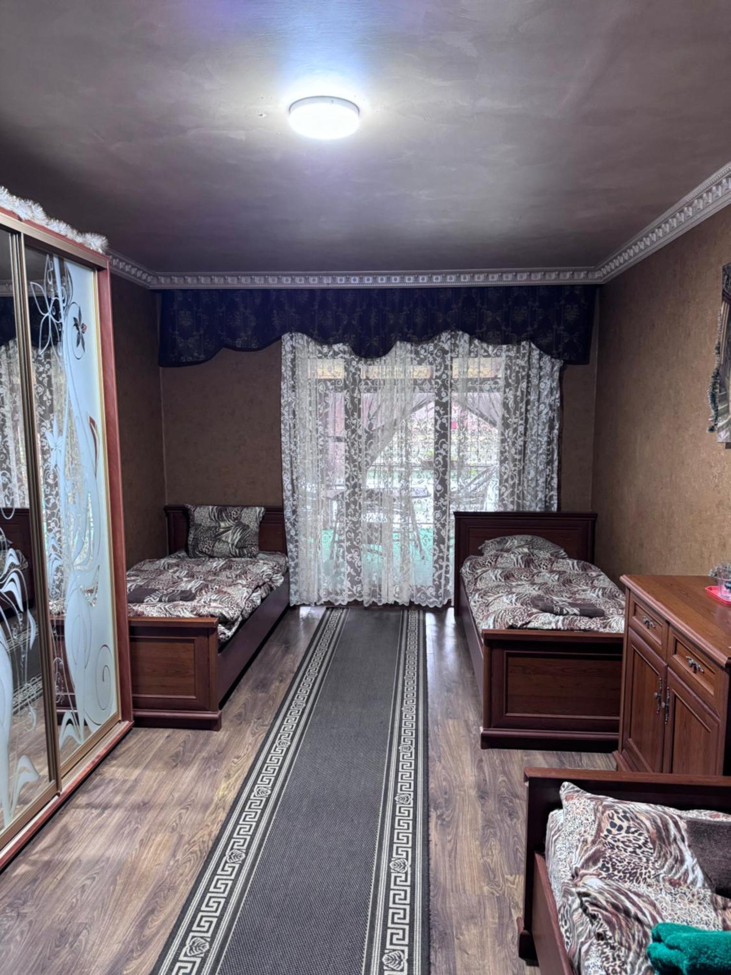 Отель Біля Озера Mukacheve Luaran gambar