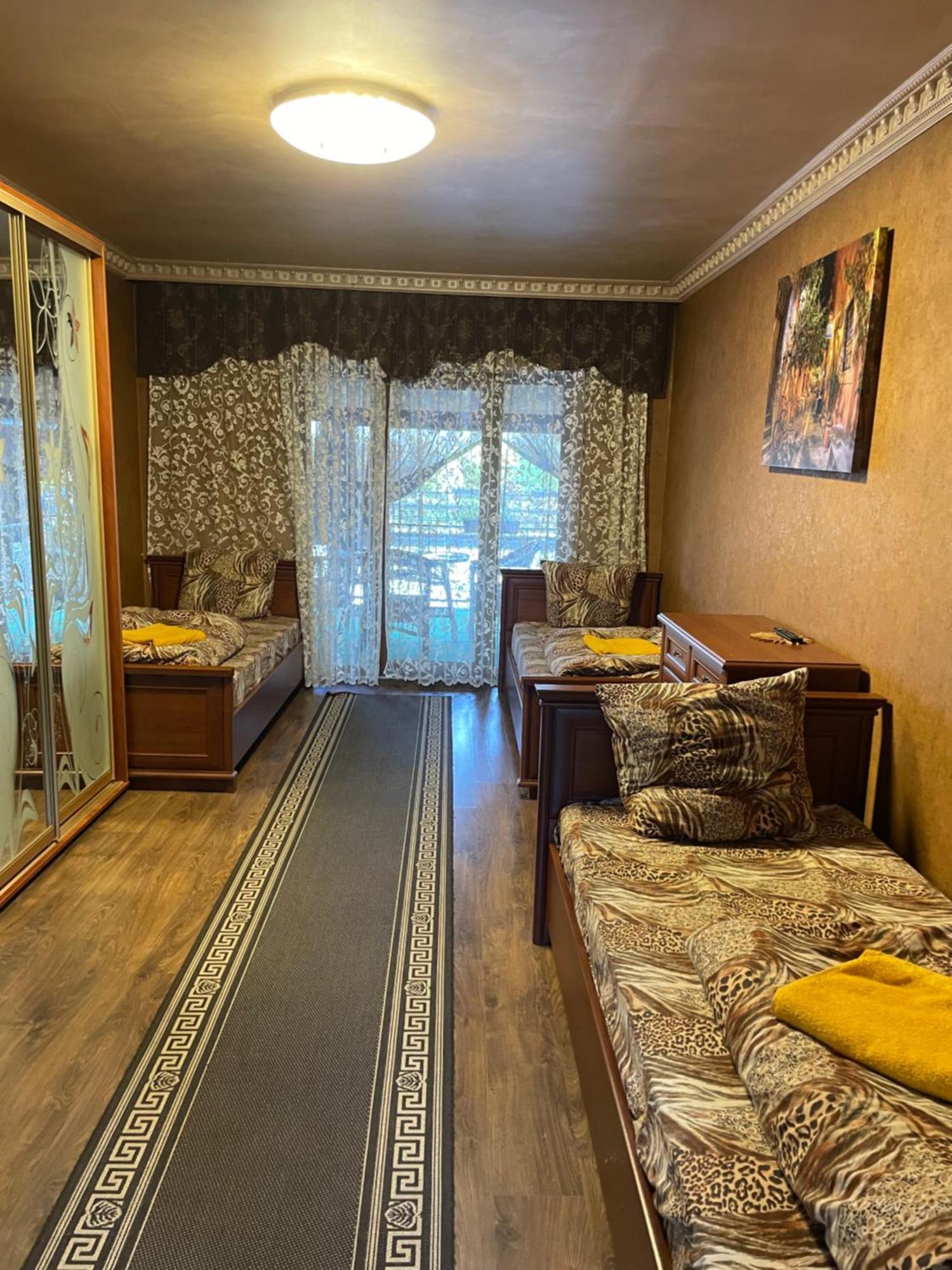 Отель Біля Озера Mukacheve Luaran gambar